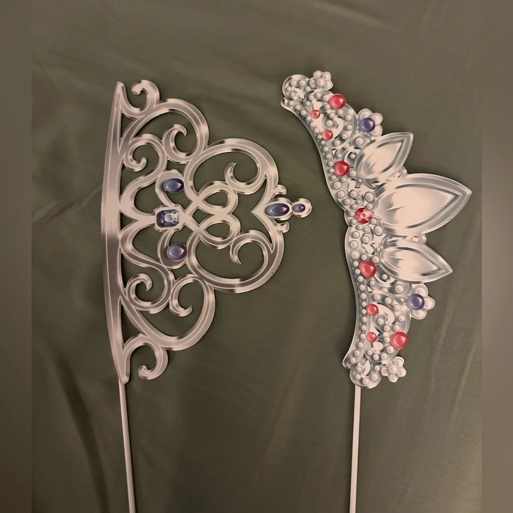 Disney princess birthday party supplies / decorations photo props. Kids - girls